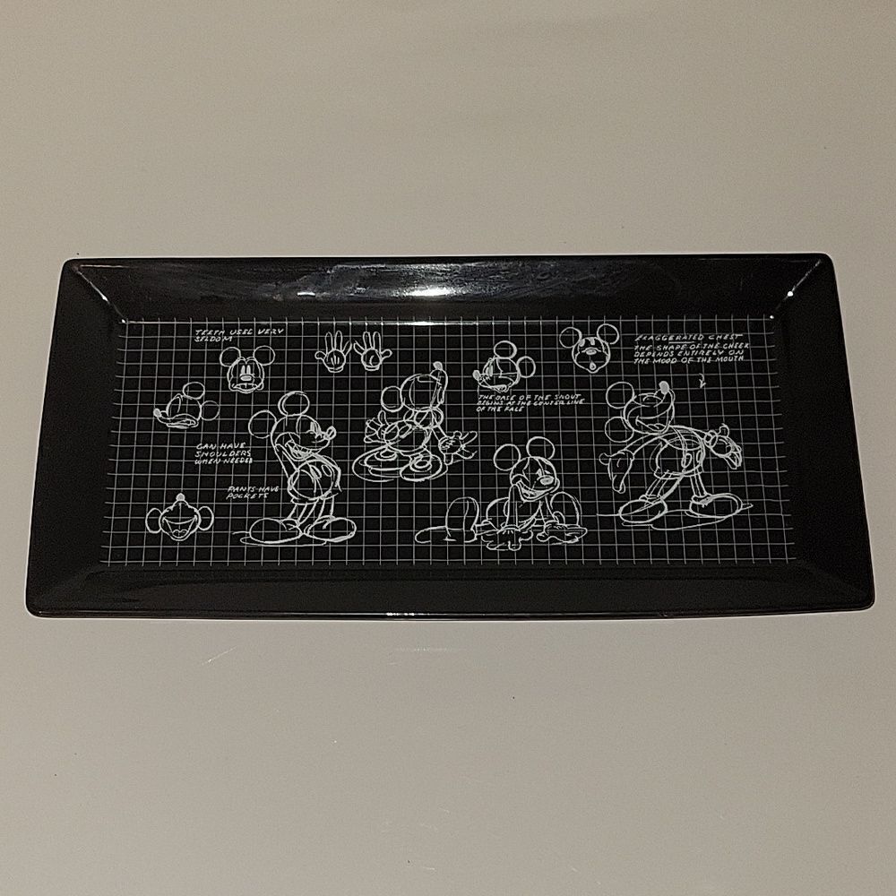 Disney: Mickey Mouse Sketchbook design black serving platter Tray